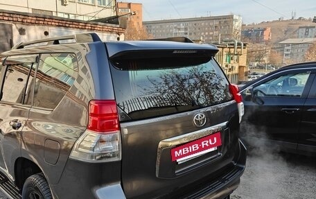 Toyota Land Cruiser Prado 150 рестайлинг 2, 2011 год, 3 350 000 рублей, 7 фотография