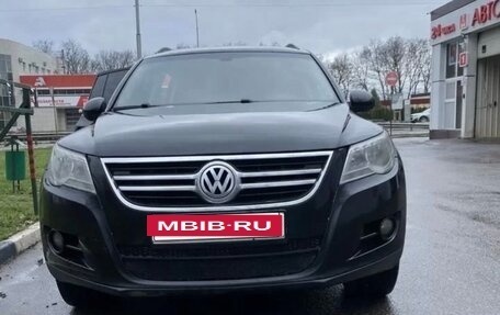 Volkswagen Tiguan I, 2009 год, 879 000 рублей, 3 фотография