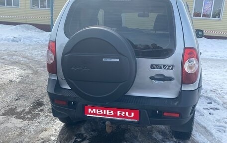 Chevrolet Niva I рестайлинг, 2015 год, 550 000 рублей, 5 фотография