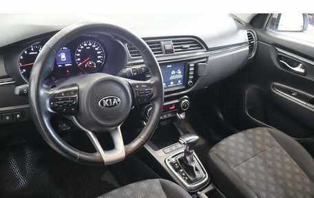 KIA Rio IV, 2020 год, 1 729 000 рублей, 6 фотография