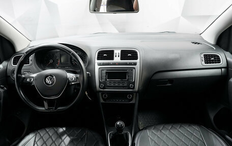 Volkswagen Polo VI (EU Market), 2016 год, 885 000 рублей, 11 фотография