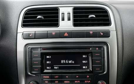 Volkswagen Polo VI (EU Market), 2016 год, 885 000 рублей, 18 фотография