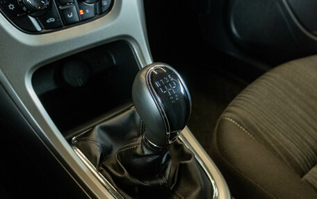 Opel Astra J, 2011 год, 1 009 000 рублей, 17 фотография