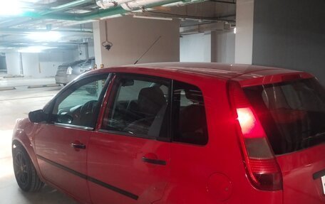 Ford Fiesta, 2005 год, 205 000 рублей, 3 фотография