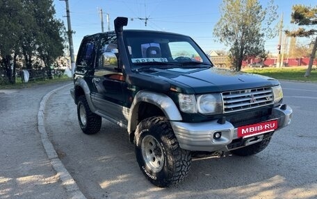 Mitsubishi Pajero III рестайлинг, 1997 год, 900 000 рублей, 2 фотография