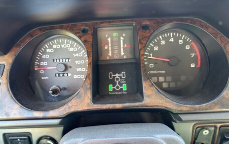 Mitsubishi Pajero III рестайлинг, 1997 год, 900 000 рублей, 15 фотография