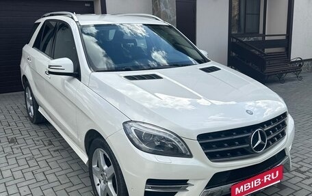 Mercedes-Benz M-Класс, 2013 год, 2 950 000 рублей, 3 фотография