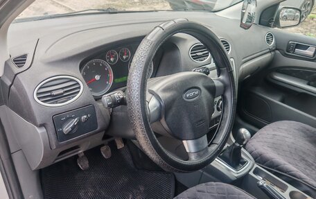 Ford Focus II рестайлинг, 2006 год, 399 000 рублей, 11 фотография