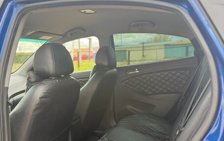 Hyundai Solaris II рестайлинг, 2011 год, 660 000 рублей, 11 фотография