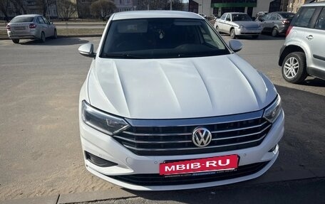 Volkswagen Jetta VII, 2020 год, 1 899 000 рублей, 2 фотография