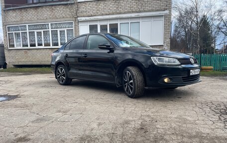 Volkswagen Jetta VI, 2012 год, 995 000 рублей, 5 фотография