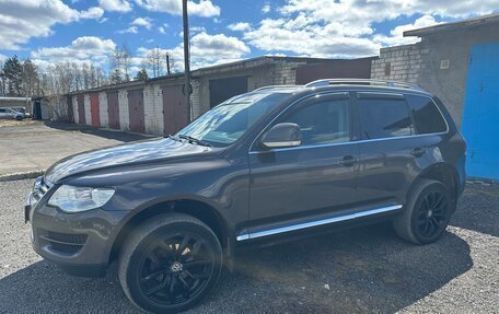 Volkswagen Touareg III, 2007 год, 1 150 000 рублей, 2 фотография