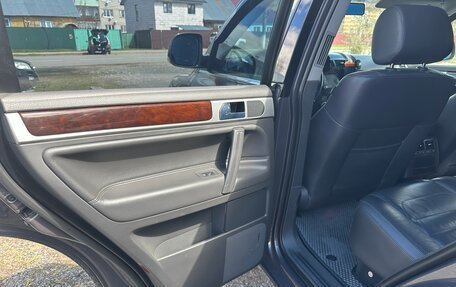 Volkswagen Touareg III, 2007 год, 1 150 000 рублей, 23 фотография