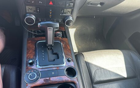 Volkswagen Touareg III, 2007 год, 1 150 000 рублей, 29 фотография