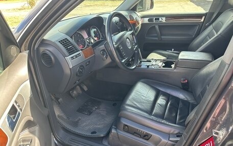 Volkswagen Touareg III, 2007 год, 1 150 000 рублей, 26 фотография