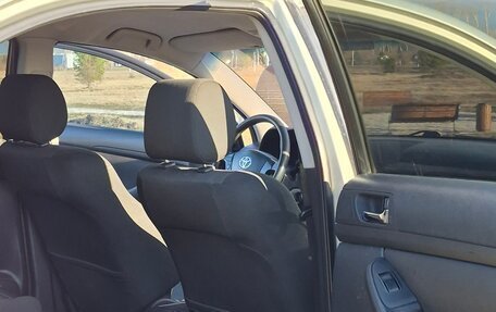 Toyota Avensis III рестайлинг, 2007 год, 750 000 рублей, 23 фотография