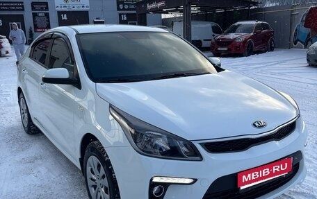 KIA Rio IV, 2018 год, 1 500 000 рублей, 3 фотография