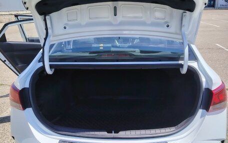 Hyundai Solaris II рестайлинг, 2021 год, 1 400 000 рублей, 4 фотография