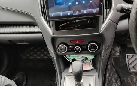 Subaru XV II, 2018 год, 1 800 000 рублей, 15 фотография