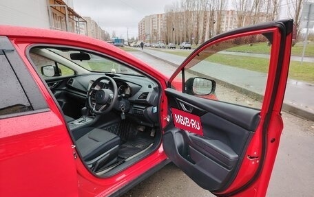 Subaru XV II, 2018 год, 1 800 000 рублей, 9 фотография