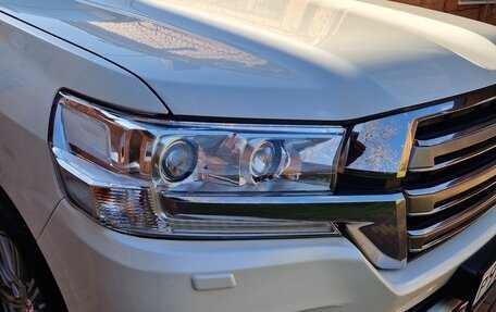 Toyota Land Cruiser 200, 2016 год, 5 750 000 рублей, 3 фотография