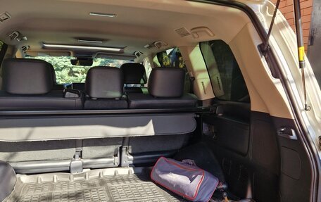 Toyota Land Cruiser 200, 2016 год, 5 750 000 рублей, 12 фотография