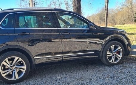 Volkswagen Tiguan II, 2021 год, 4 850 000 рублей, 4 фотография