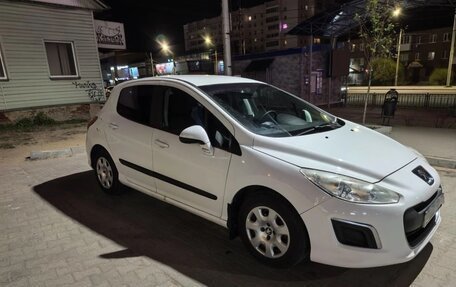 Peugeot 308 II, 2011 год, 530 000 рублей, 2 фотография