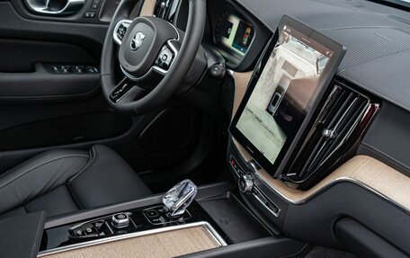 Volvo XC60 II, 2025 год, 9 100 000 рублей, 21 фотография