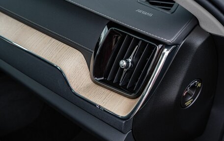 Volvo XC60 II, 2025 год, 9 100 000 рублей, 22 фотография