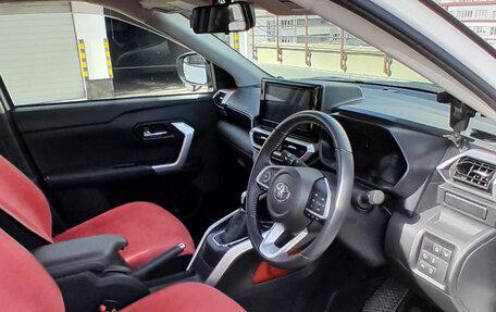 Toyota Raize I, 2020 год, 1 945 000 рублей, 6 фотография