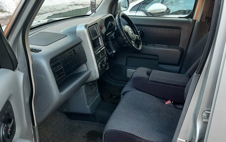 Nissan Cube II, 2003 год, 195 000 рублей, 7 фотография