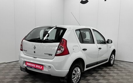 Renault Sandero I, 2013 год, 630 000 рублей, 2 фотография