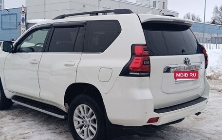 Toyota Land Cruiser Prado 150 рестайлинг 2, 2018 год, 4 500 000 рублей, 2 фотография