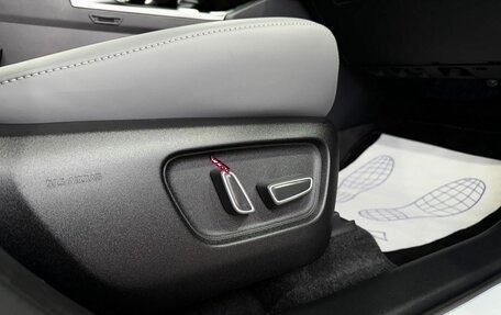 Toyota RAV4, 2026 год, 4 599 000 рублей, 28 фотография