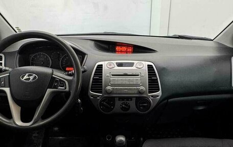 Hyundai i20 IB рестайлинг, 2010 год, 390 000 рублей, 5 фотография