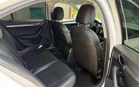 Skoda Octavia, 2017 год, 1 950 000 рублей, 3 фотография