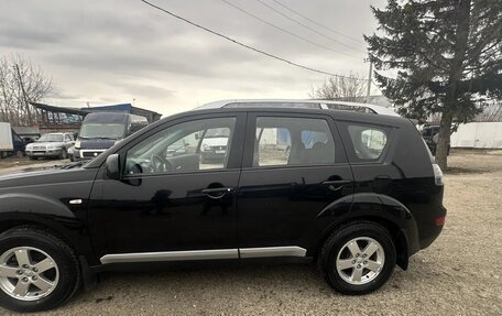 Mitsubishi Outlander III рестайлинг 3, 2008 год, 1 050 000 рублей, 4 фотография