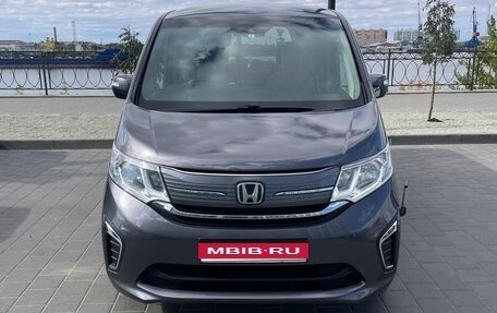 Honda Stepwgn IV, 2019 год, 2 100 000 рублей, 1 фотография