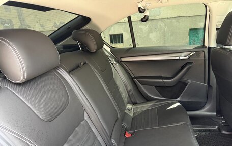 Skoda Octavia, 2017 год, 1 950 000 рублей, 25 фотография