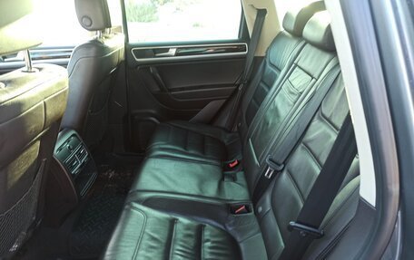 Volkswagen Touareg III, 2013 год, 2 100 000 рублей, 10 фотография