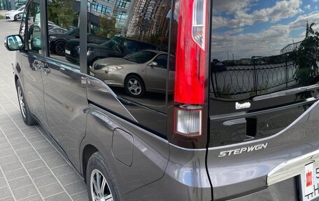 Honda Stepwgn IV, 2019 год, 2 100 000 рублей, 3 фотография