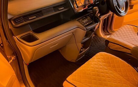 Honda Stepwgn IV, 2019 год, 2 100 000 рублей, 26 фотография