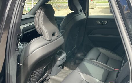 Volvo XC60 II, 2025 год, 5 900 000 рублей, 9 фотография