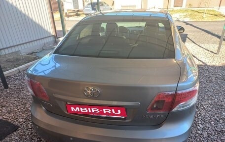 Toyota Avensis III рестайлинг, 2010 год, 1 000 000 рублей, 5 фотография