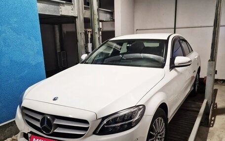 Mercedes-Benz C-Класс, 2019 год, 2 900 000 рублей, 2 фотография