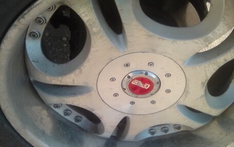 Toyota Land Cruiser 100 рестайлинг 2, 2004 год, 2 000 000 рублей, 6 фотография