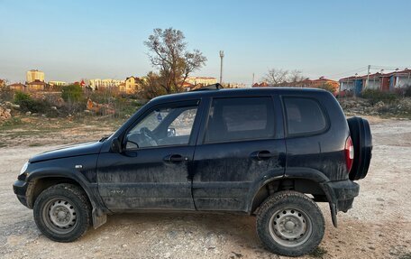 Chevrolet Niva I рестайлинг, 2004 год, 370 000 рублей, 2 фотография