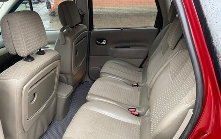 Renault Scenic III, 2005 год, 500 000 рублей, 17 фотография