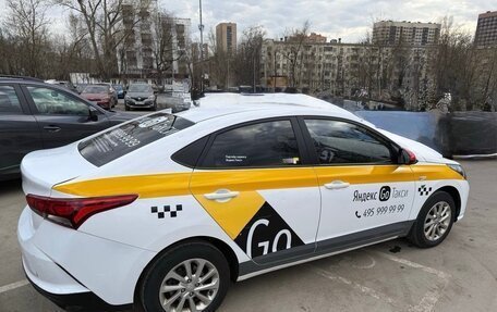 Hyundai Solaris II рестайлинг, 2021 год, 1 099 000 рублей, 2 фотография